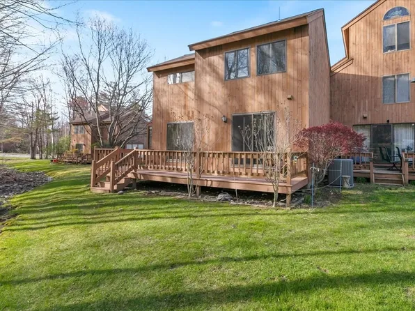 9 Eaton Ct #9, Haverhill, MA 01832