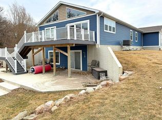 34824 Cy Hawk Ave, Emmetsburg, IA 50536