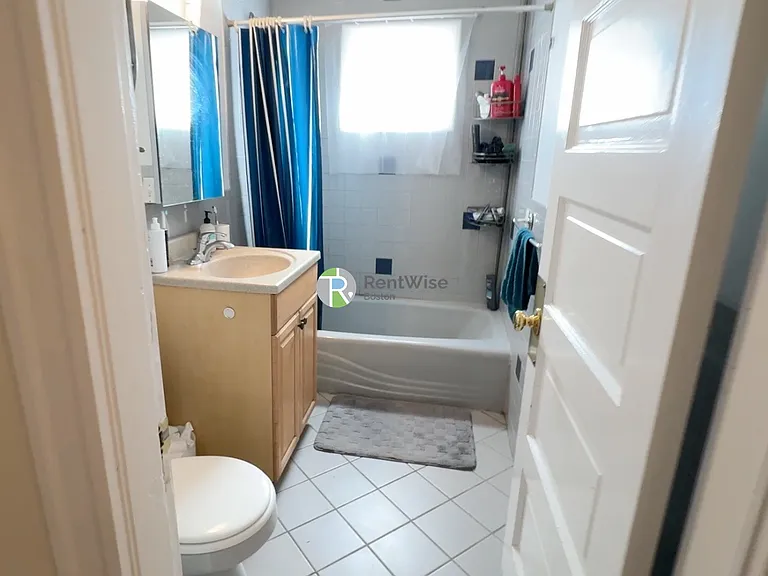 288 Boston Ave #3 — Photo 6