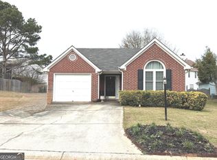 140 Green Tree Dr, Newnan, GA 30265