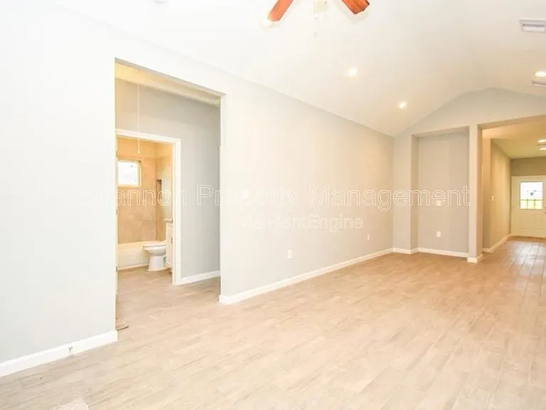7941 Sparta St — Photo 11