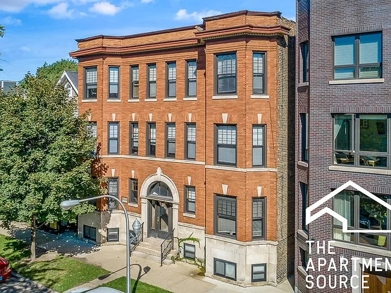 3639 N Paulina St #2 — Photo 6