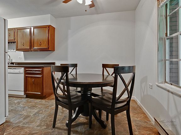 4th image of 7412 Clarendon Ct #7412