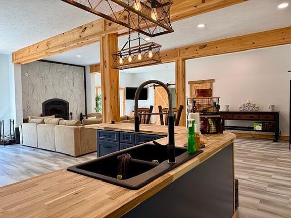 14th image of this home