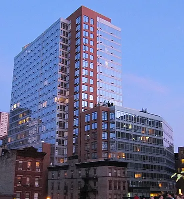 Sold by Zollinger and Associates | media 17