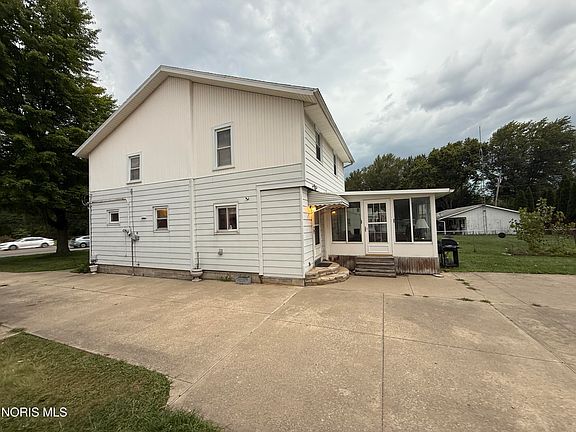 4th image of 3422 N McCord Rd
