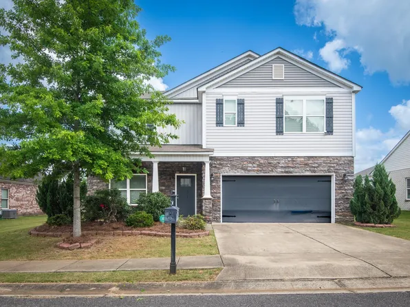 6621 Newbridge Dr, Bessemer, AL 35022