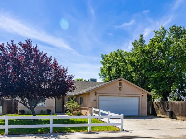 13500 Welch St, Waterford, CA 95386