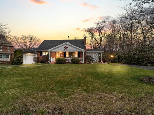 520 Bloomington Ave, Curwensville, PA 16833