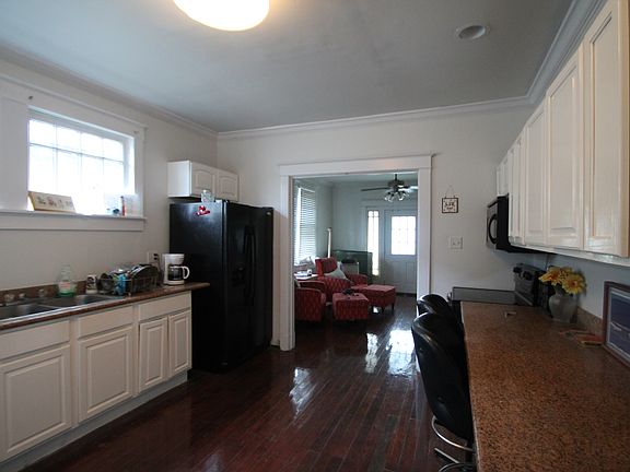 5th image of 1532 France St