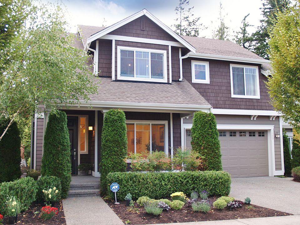 1st image of 1695 24th Ave NE