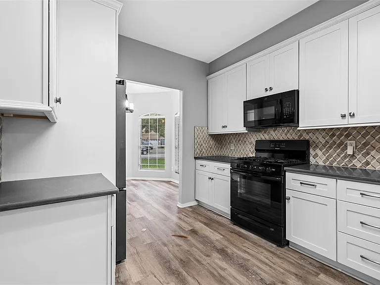 12311 Granite Woods Ct — Photo 13