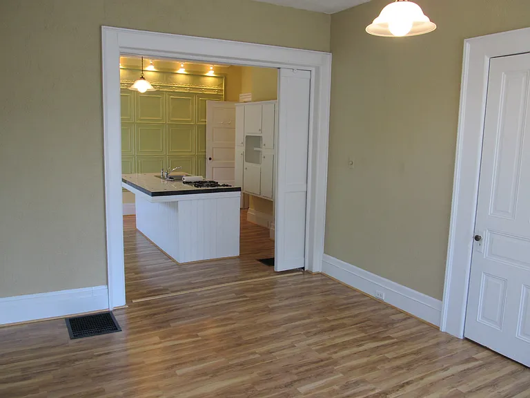 844 W Huron St #2 — Photo 2