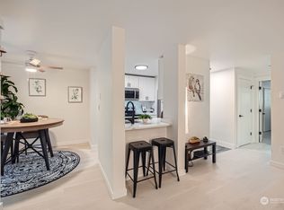 412 S 321st Pl APT A4, Federal Way, WA