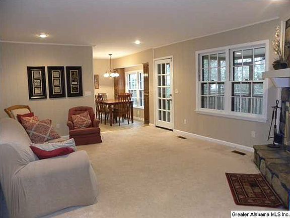 2nd image of 220 Westcliff Cir