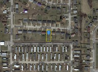 218 Kingswood Dr, Kendallville, IN