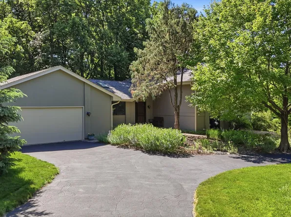 3610 Evergreen Ln N, Plymouth, MN 55441