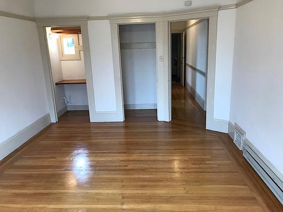 3rd image of 120 20th Ave #3