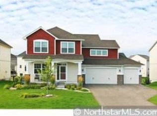 2069 Hackberry Ln, Shakopee, MN 55379