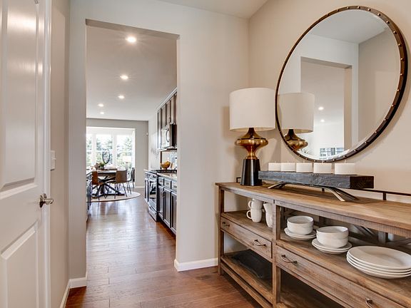 Pass Through to Kitchen - Location of Optional Butlers Pantry