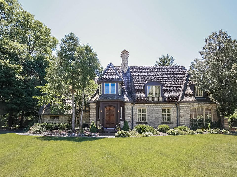 1st image of 2814 Woodcliff Cir SE