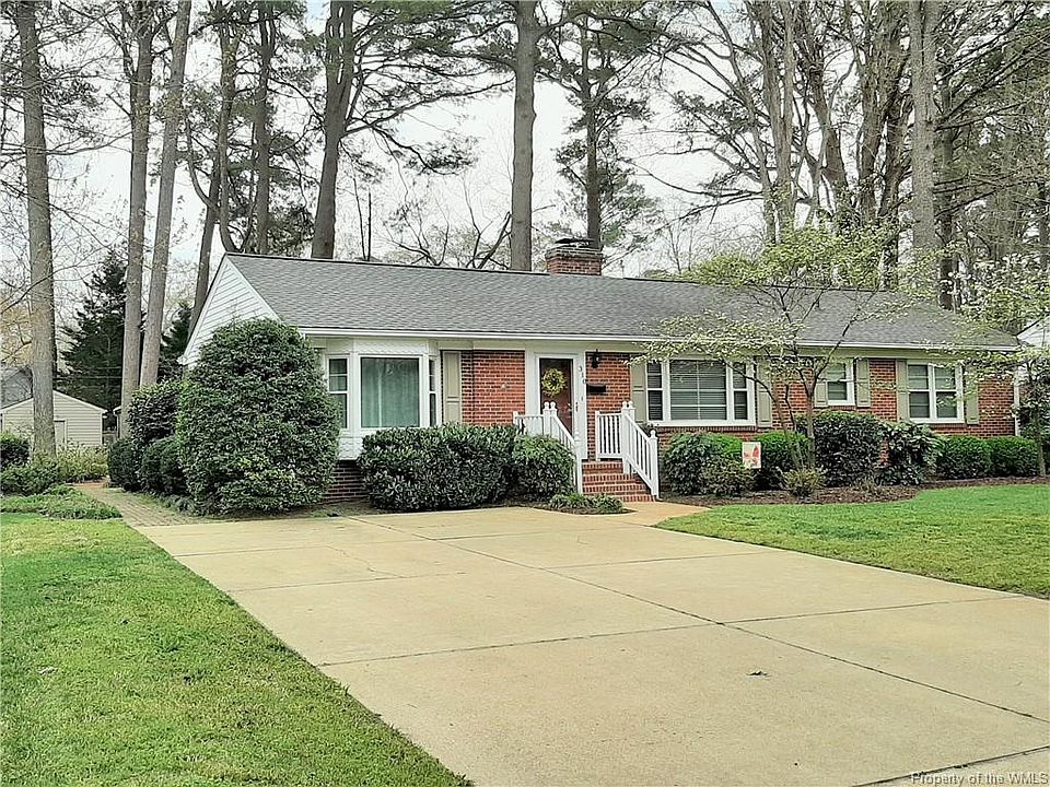 1st image of 310 Longwood Dr