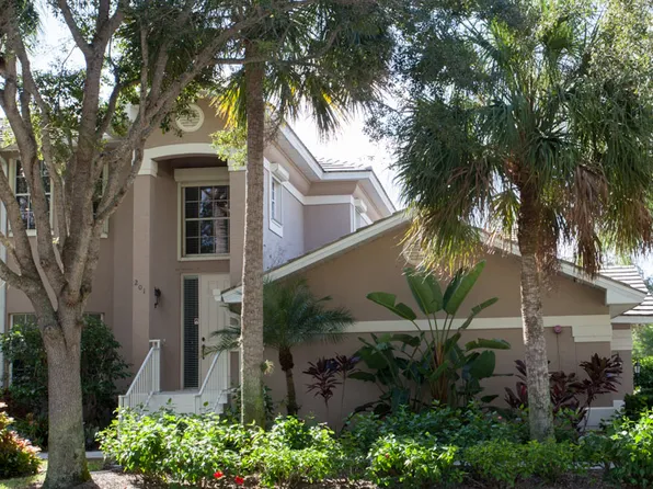 5040 Yacht Harbor Cir APT 201, Naples, FL 34112