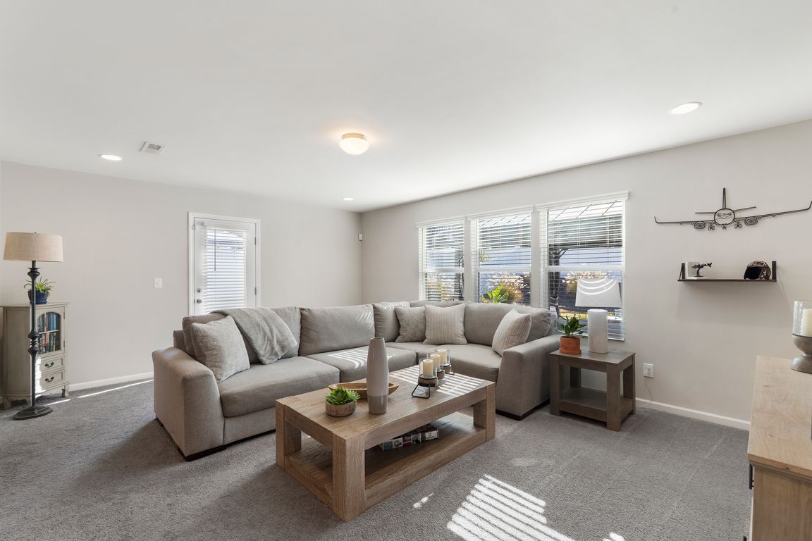 next background image