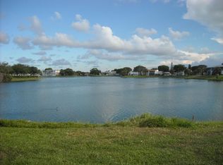 358 Chatham S #R, West Palm Beach, FL 33417