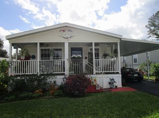 140 Hillsborough Dr, Sorrento, FL 32776