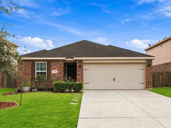 9415 Grand Spark Dr, Rosharon, TX 77583