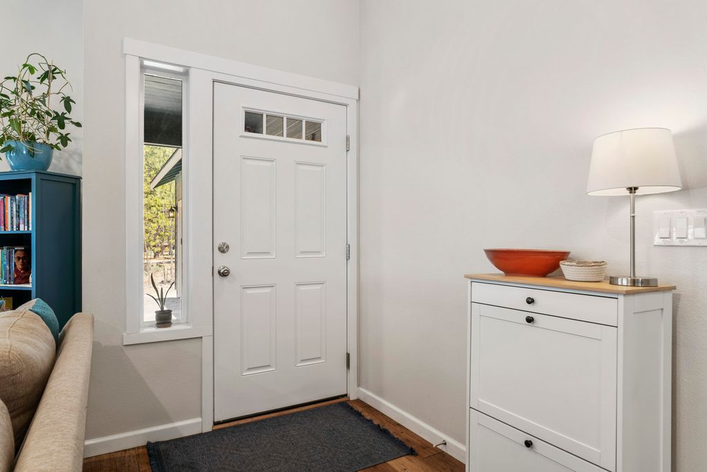 15205 Ponderosa Loop, La Pine, OR - View 2