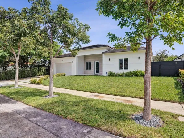 21329 Ingraham Ave, Rd Cutler Bay, FL 33189