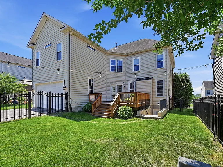 2530 Transom Pl — Photo 38