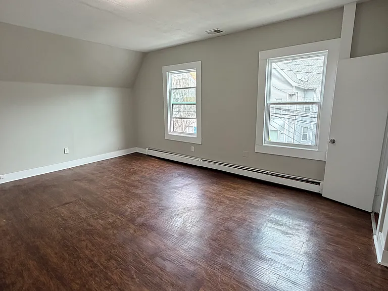 24 Shelter St #2-0 — Photo 2