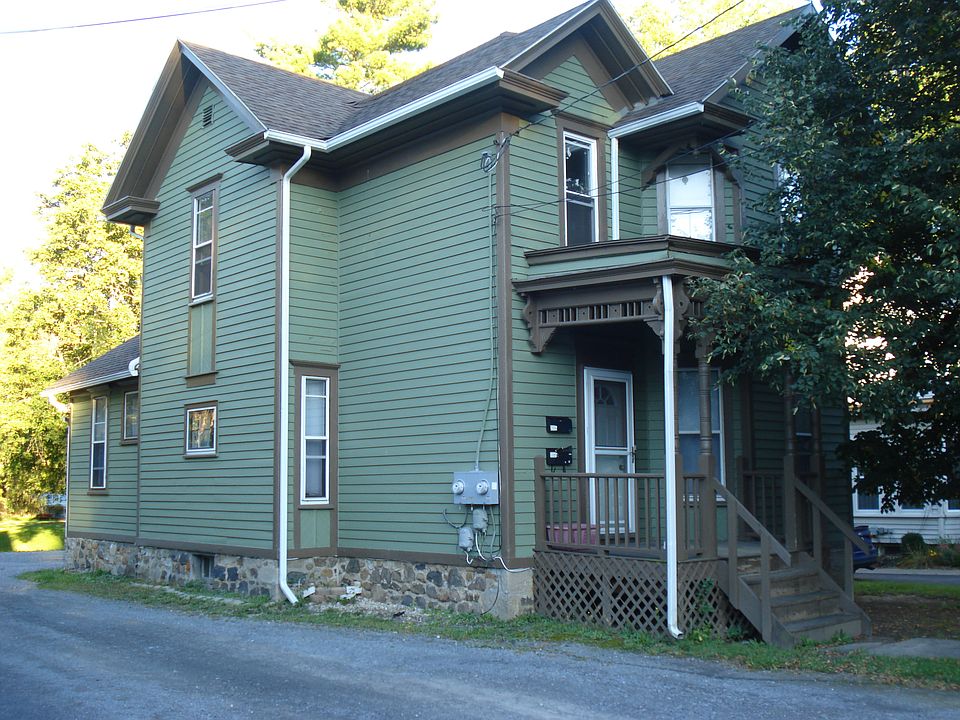 1st image of 271 Mason St