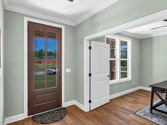 5th image of 182 Prince Place Dr