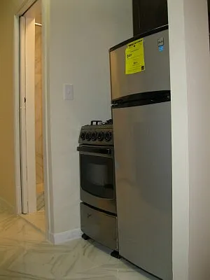 Rented by Tower Brokerage | media 27