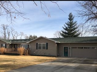 9589 Airport Rd, Beardstown, IL 62618