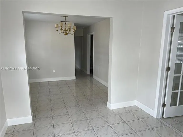 421 NW 57th Ct #421 — Photo 6