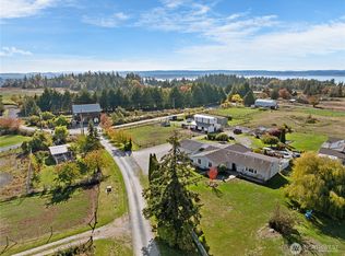10888 Wilson Ln, Mount Vernon, WA 98273