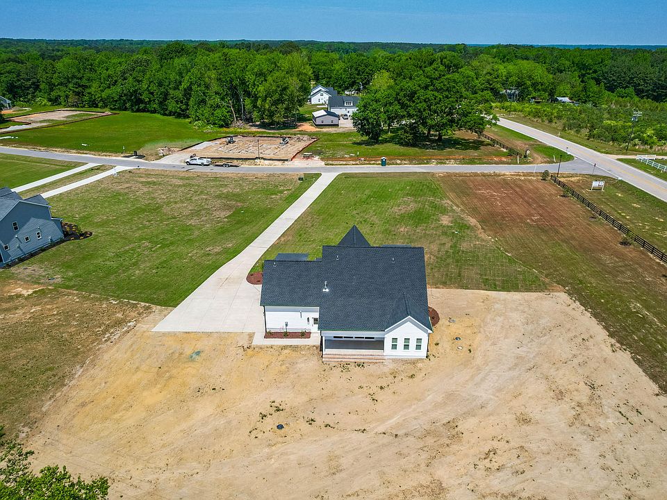 1st image of 29 Farmstead Ct
