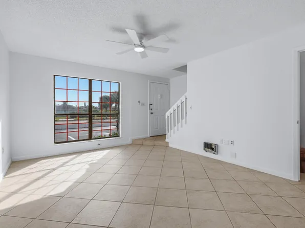48 Via Marco #5, Marco Island, FL 34145