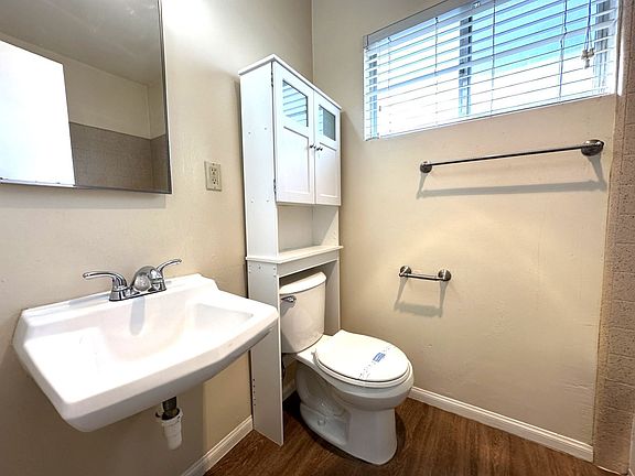 5th image of 1122 Felspar St Unit 8