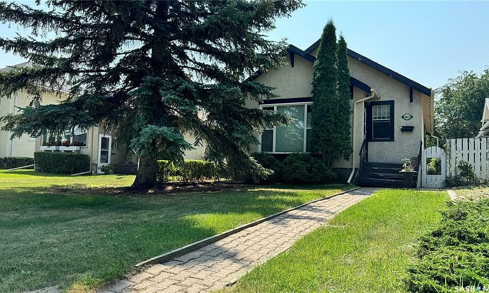 1st image of 3017 McCallum Ave