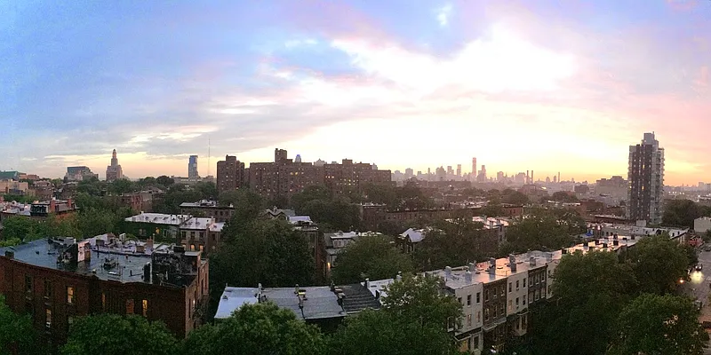 Sold by Realty Collective | media 35