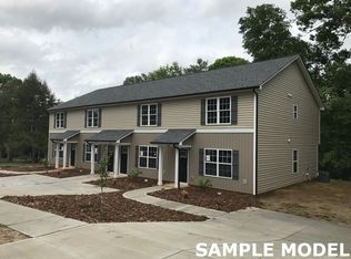 615 Hyde Park Dr NE, Concord, NC 28025