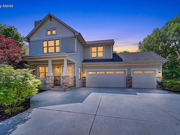 2nd image of 6547 Parkway CIRCLE