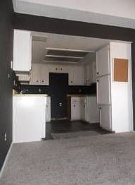 5th image of 10600 Kinross Ave APT D