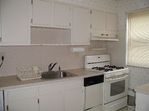 2nd image of 8911 151st Ave